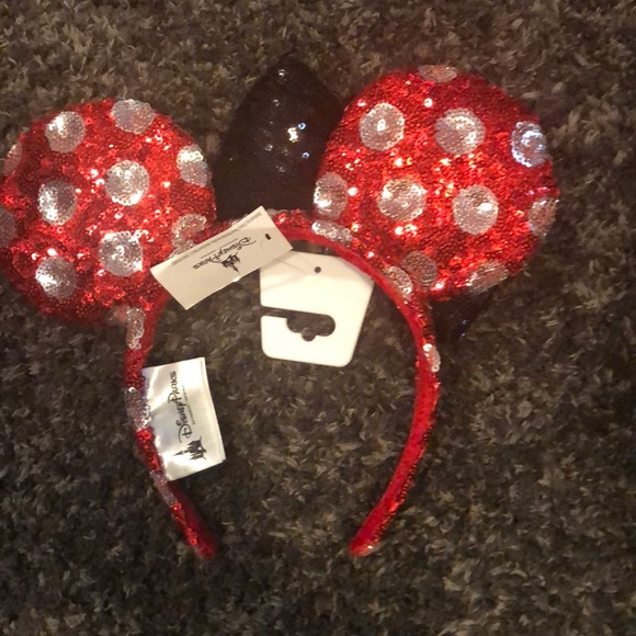 Minnie Mouse Ears - Picture 4 of 4